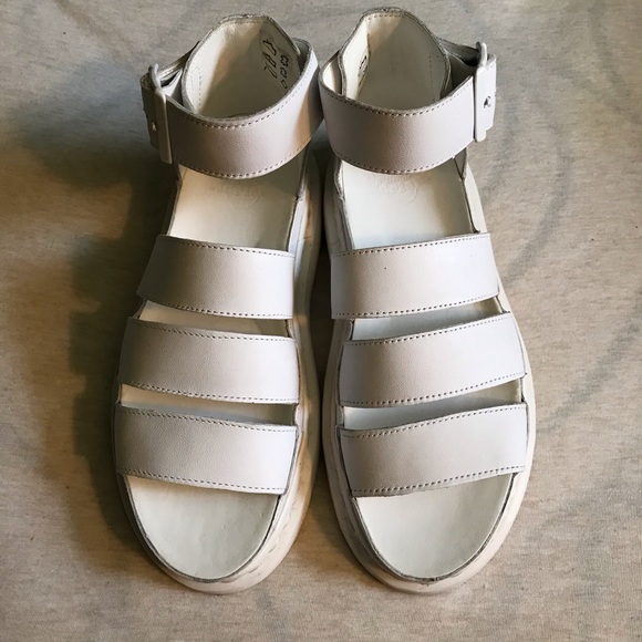 Dr Martens Clarissa White Chunky Sandal - Picture 3 of 15